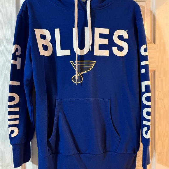 G-III Tops - Blue St. Louis Blues Hoodie